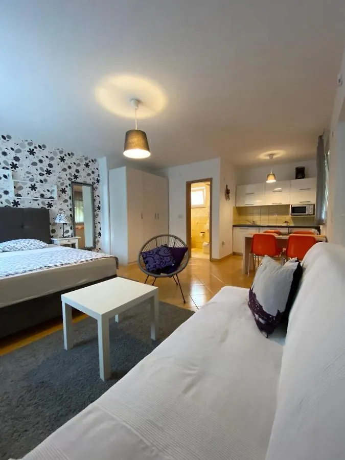 Apartment Lara Rab Town 0*,  Chorvatsko